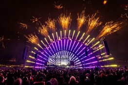 Het Museumplein als Nederlands Times Square: een iconisch aftelmoment met Electric Fireworks.