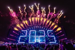 Het Museumplein als Nederlands Times Square: een iconisch aftelmoment met Electric Fireworks.