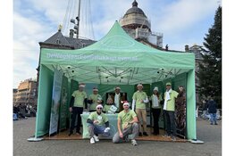 The Way to Happiness Mobile Exhibit Tent bracht morele waarden naar Amsterdam in kerstsfeer