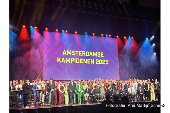 Sportgala Amsterdam huldigt feestelijk de kampioenen van afgelopen jaar