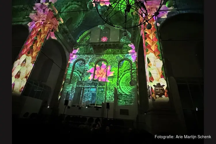 Lichtshow Eonarium Enlightenment laat Vivaldi tot leven komen in de Oosterkerk