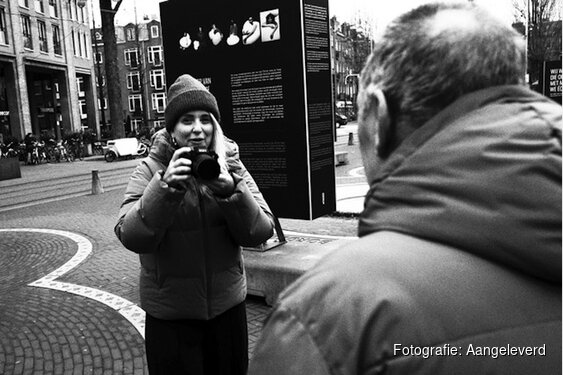 'Hier woont de wereld': foto-expo op het Javaplein vraagt om stemmen