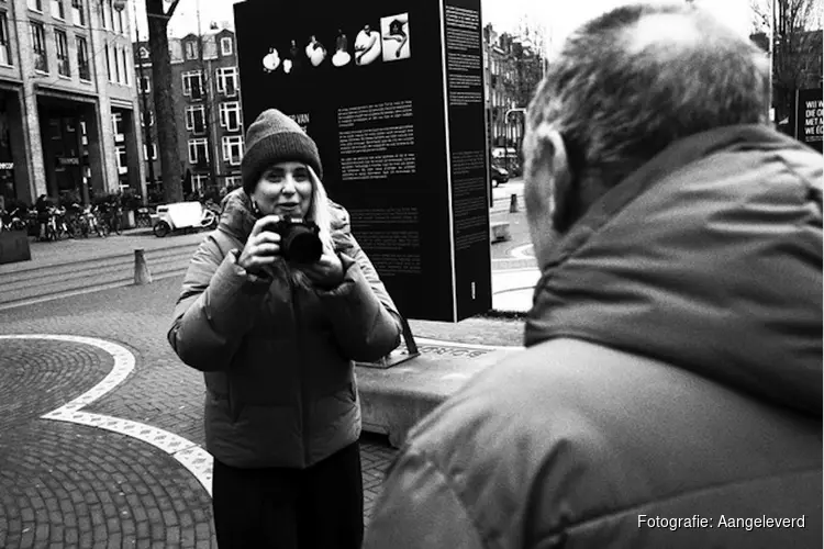 'Hier woont de wereld': foto-expo op het Javaplein vraagt om stemmen