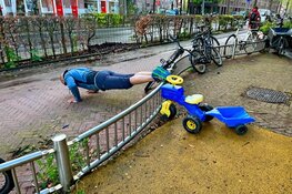 'Hier woont de wereld': foto-expo op het Javaplein vraagt om stemmen