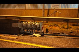 Auto total loss na eenzijdig ongeval op afrit A8