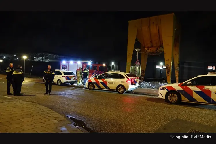 Brandweer haalt slachtoffer uit water. Meerdere getuigenissen opgenomen door politie bij naastgelegen feesttent