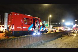 Brandweer haalt slachtoffer uit water. Meerdere getuigenissen opgenomen door politie bij naastgelegen feesttent