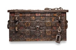 Achter de gevel: 250 jaar Stadhuis van Weesp in verhalen en voorwerpen