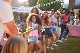Stretchtent huren met Pasen voor een sfeervol familiefeest