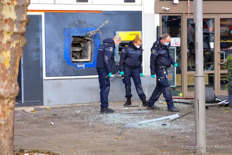 Politie start onderzoek naar explosie bij geldautomaat