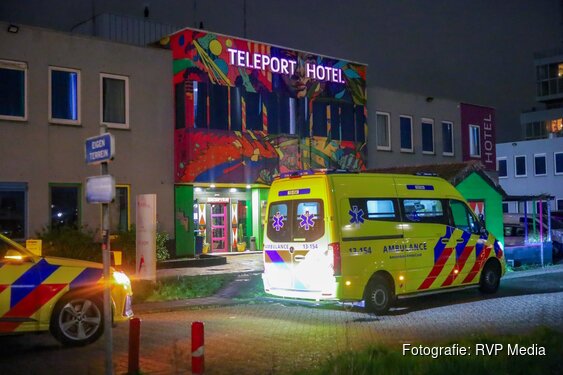 Identiteit slachtoffer en belangrijke getuige gezocht na steekincident Heathrowstraat