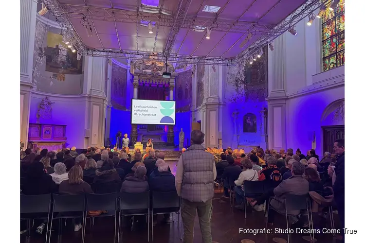 Boze Bewoners Utrechtsestraat en omgeving!