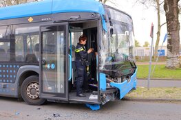 Botsing tussen bussen in Amsterdam, geen gewonden