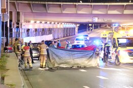 Persoon overleden na ongeval in Amsterdam, politie doet uitgebreid onderzoek