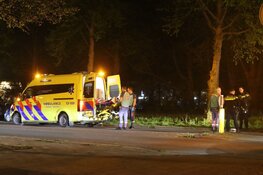 Bestuurder scootmobiel ernstig gewond na aanrijding met auto