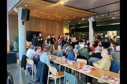 Jonge operazangers verrassen gasten bij Resto Van Harte