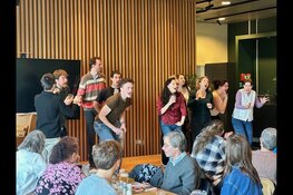 Jonge operazangers verrassen gasten bij Resto Van Harte