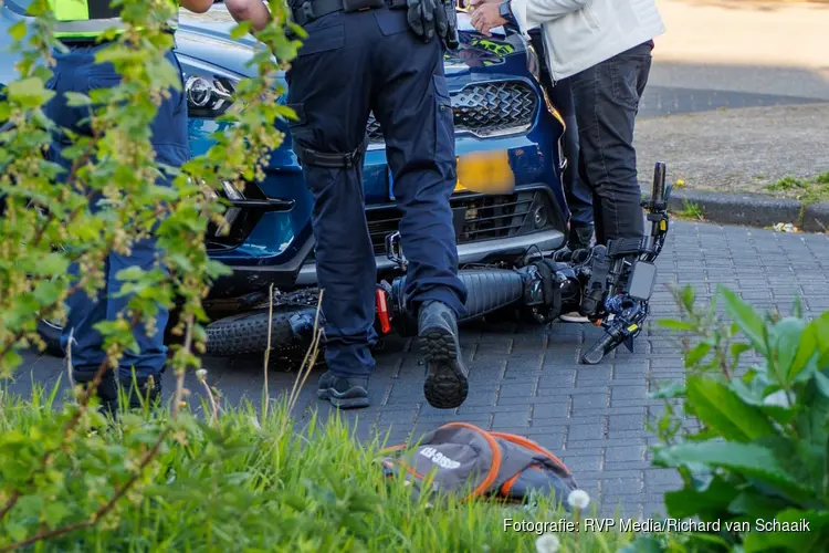 Fatbiker gewond na aanrijding met auto