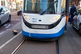 Automobilist aangehouden na botsing met tram