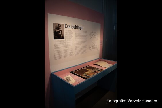 Minitentoonstelling ter ere van Eva Geiringer (1929-2026) in het Verzetsmuseum