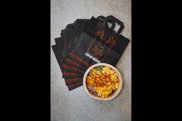 Hawaiian introduceert Faya Bowl met comedian Jay Francis