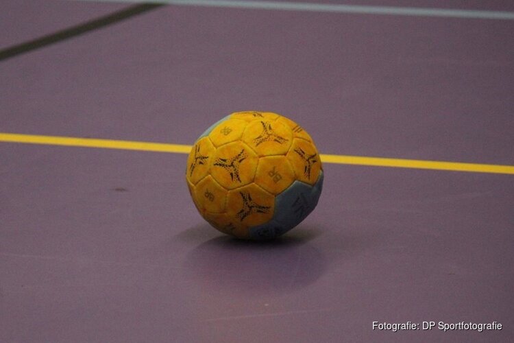 Handbaltitel terug bij VOC, SEW grijpt weer mis
