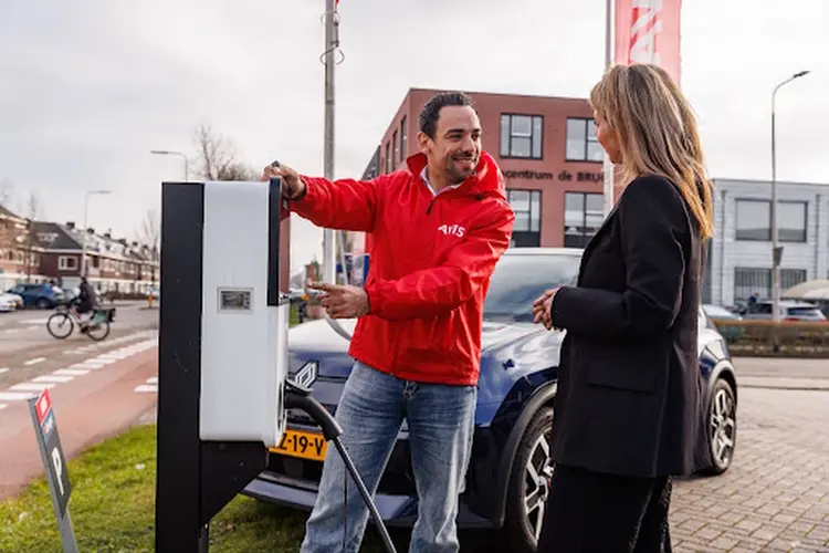 Hoge brandstofprijs drijft huurder naar elektrische auto: verhuur verdrievoudigd