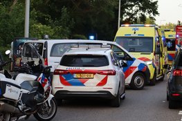 Kind zwaargewond na aanrijding met motor in Amsterdam