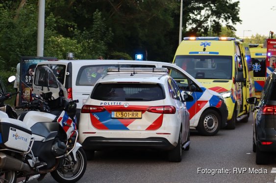 Kind zwaargewond na aanrijding met motor in Amsterdam