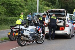 Kind zwaargewond na aanrijding met motor in Amsterdam