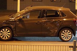 Ongeval tussen motorscooter en auto op Cornelis Lelylaan
