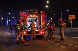 Auto door brand verwoest in Nieuw-West