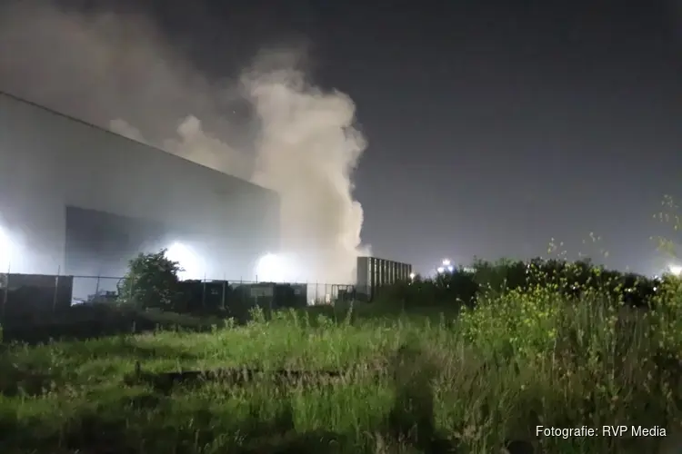 Brand bij afvalverwerker in Amsterdam