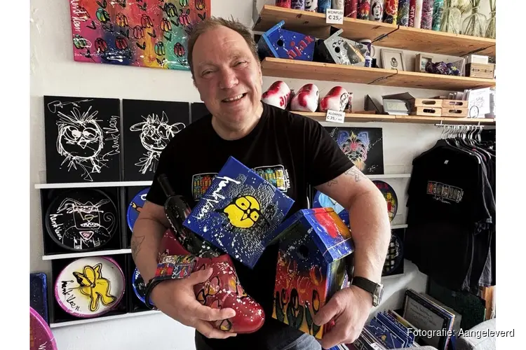 Deuren wéér open kunstenaar Henk Veen tijdens Open Ateliers Amsterdam-Noord 2026: Kunst in Noord groeit gewoon door!