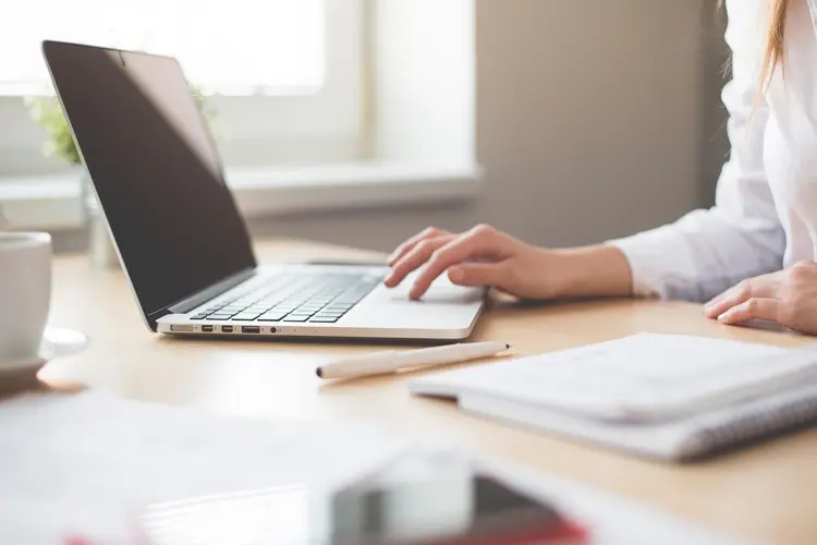 Steeds meer Amsterdammers zoeken online hulp bij aanhoudende stressklachten