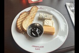 Café Restaurant De Baanderij brengt legendarische naam terug op de NDSM-werf