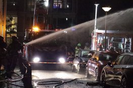 Meerdere gewonden na explosie en grote brand in Amsterdam Nieuw-West