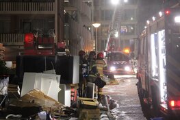 Meerdere gewonden na explosie en grote brand in Amsterdam Nieuw-West