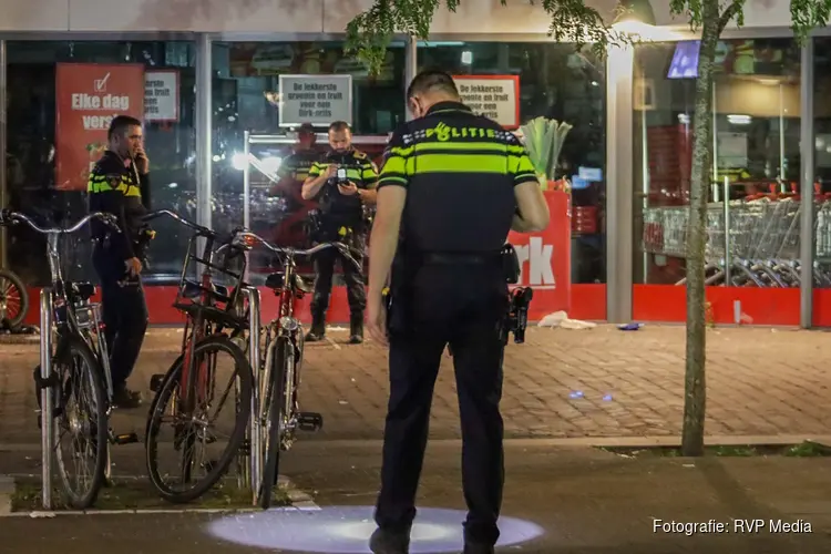 Politie onderzoekt melding van steekpartij in Amsterdam
