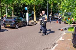 Fietser ernstig gewond na aanrijding met scooterrijder