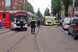 Fietser raakt gewond bij aanrijding met tram op Eerste Constantijn Huygensstraat