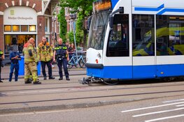 Fietser raakt gewond bij aanrijding met tram op Eerste Constantijn Huygensstraat