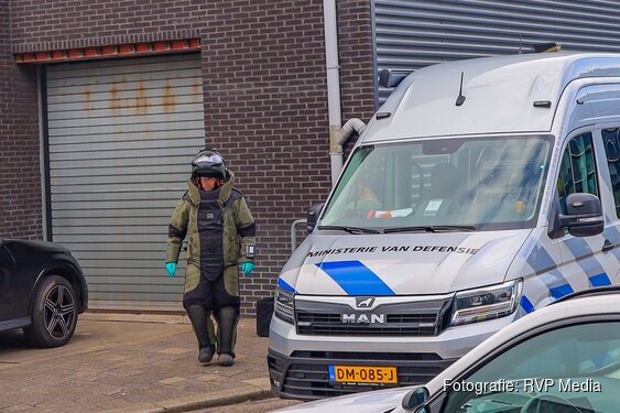 EOD ingezet voor mogelijke explosieven in bedrijfspand Amsterdam