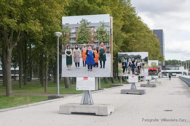 Amsterdam Museum en Nationaal Slavernijmuseum presenteren buitententoonstelling 'Samangat! Moluks in Amsterdam' op de Kop van Java
