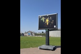 Fototentoonstelling op het Museumplein in aanloop naar het concert
