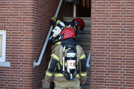 Kleine ovenbrand zorgt voor rookontwikkeling aan de Adolf van Nassaustraat in Amsterdam