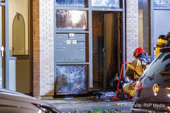 Flinke schade na explosie bij flat in Amsterdam