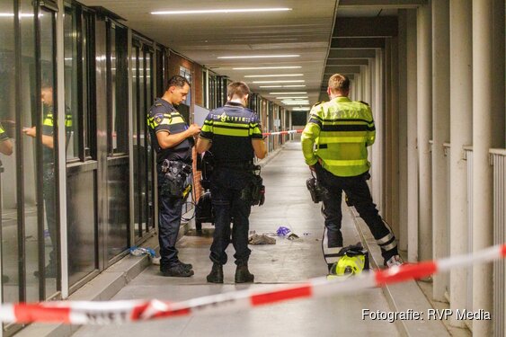 Gewonde na steekpartij in appartement, dader aangehouden door politie