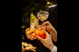 Hotel Okura brengt Japanse cocktail-omakase naar Amsterdam