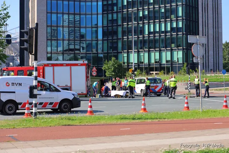 Getuigen gezocht na ernstige aanrijding Hoogoorddreef